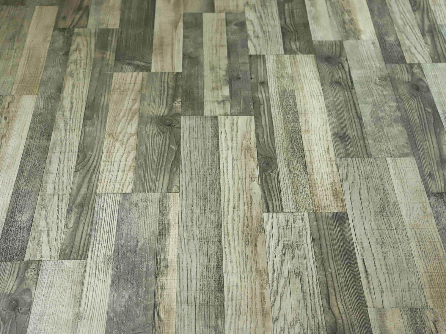 Woodmark Scentwood 585