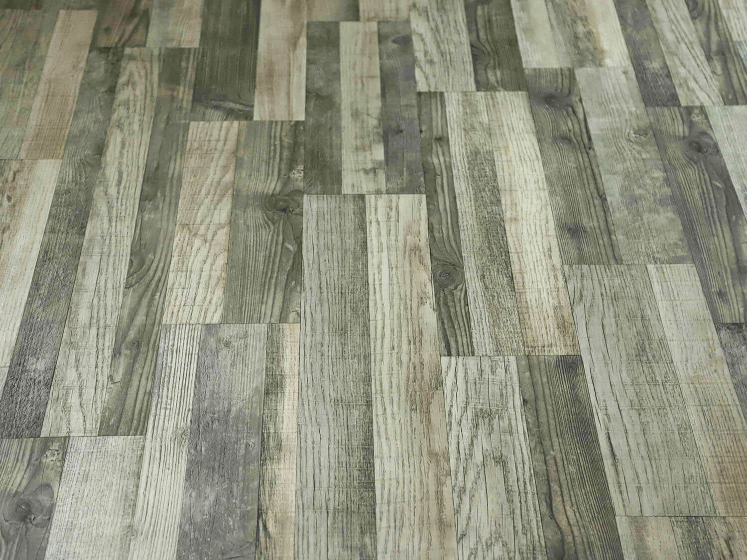 Woodmark Scentwood 585