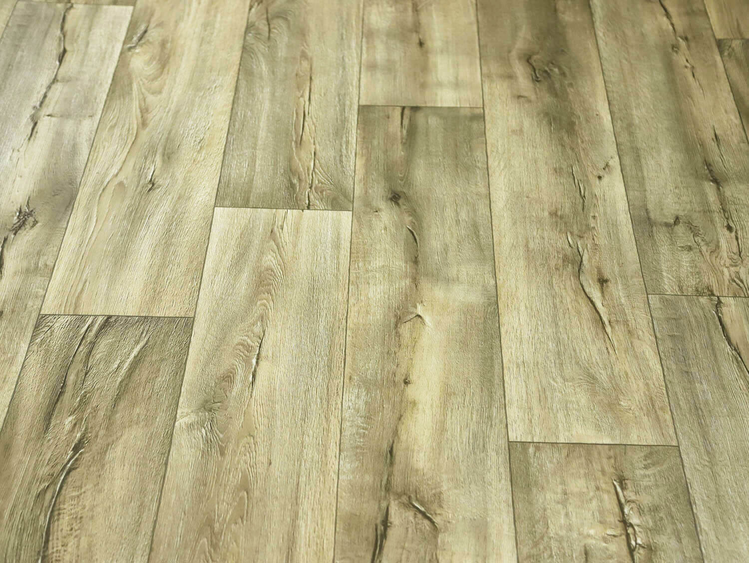 Sherwood Cracked Oak 690M