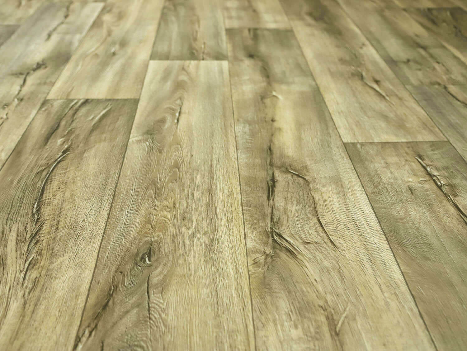 Sherwood Cracked Oak 690M