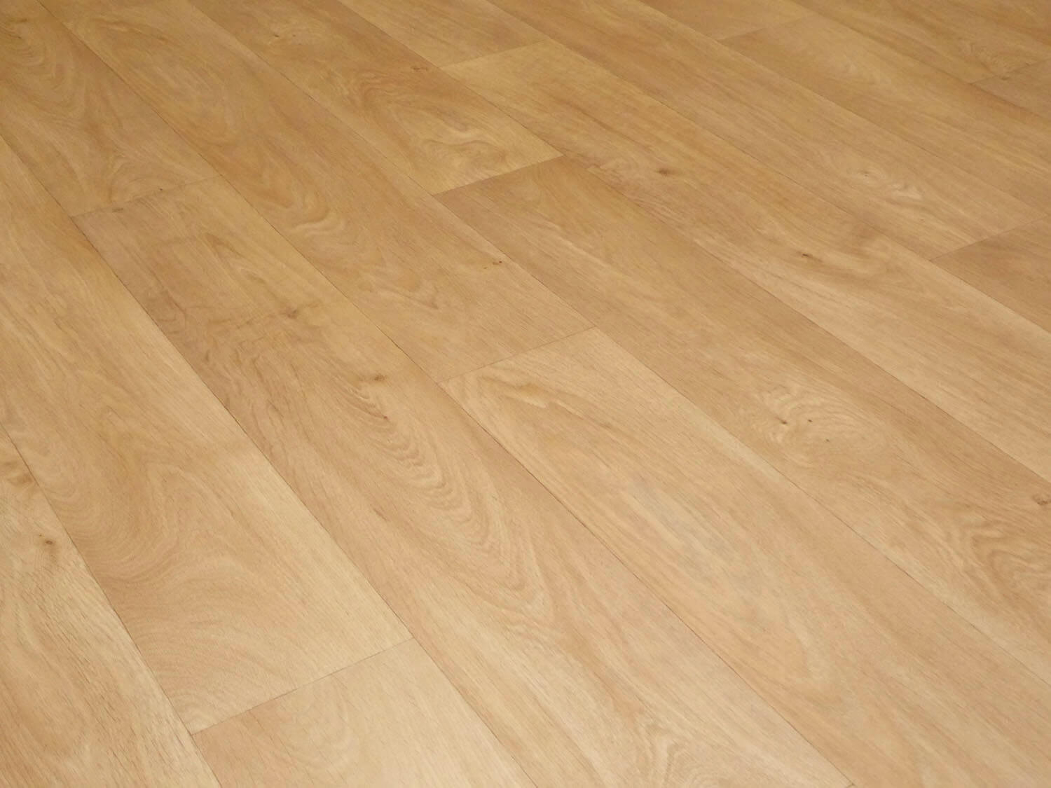 Centra Allure T245 AKCE