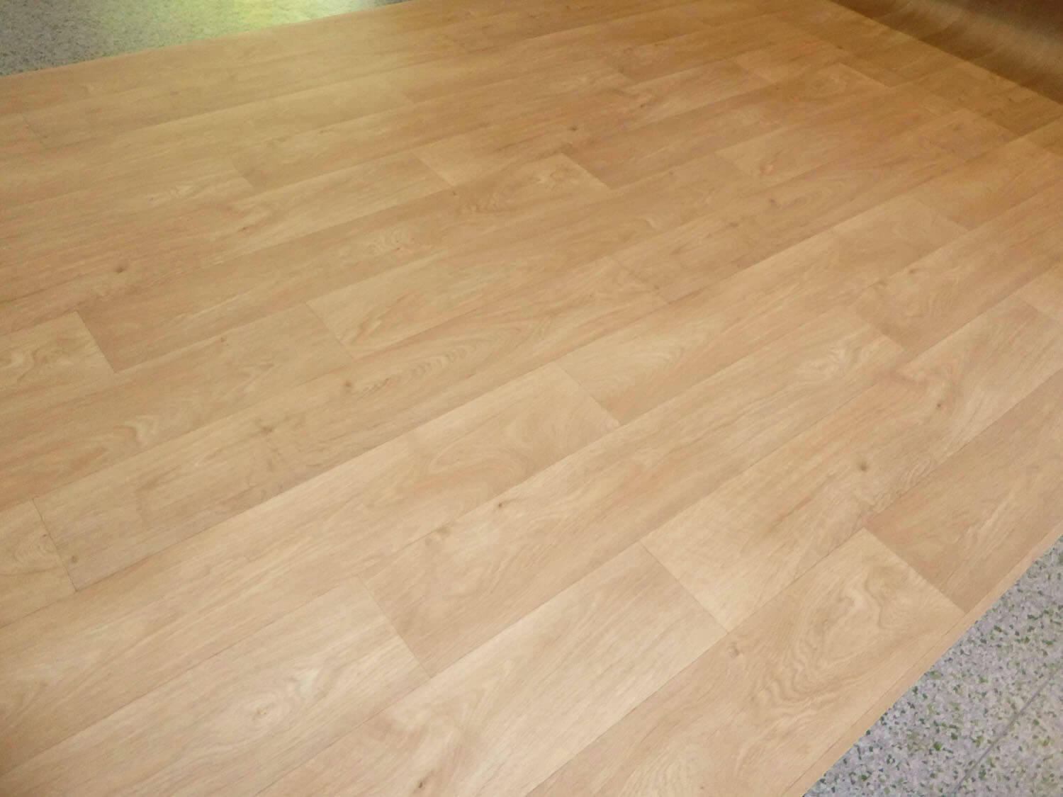 Centra Allure T245 AKCE