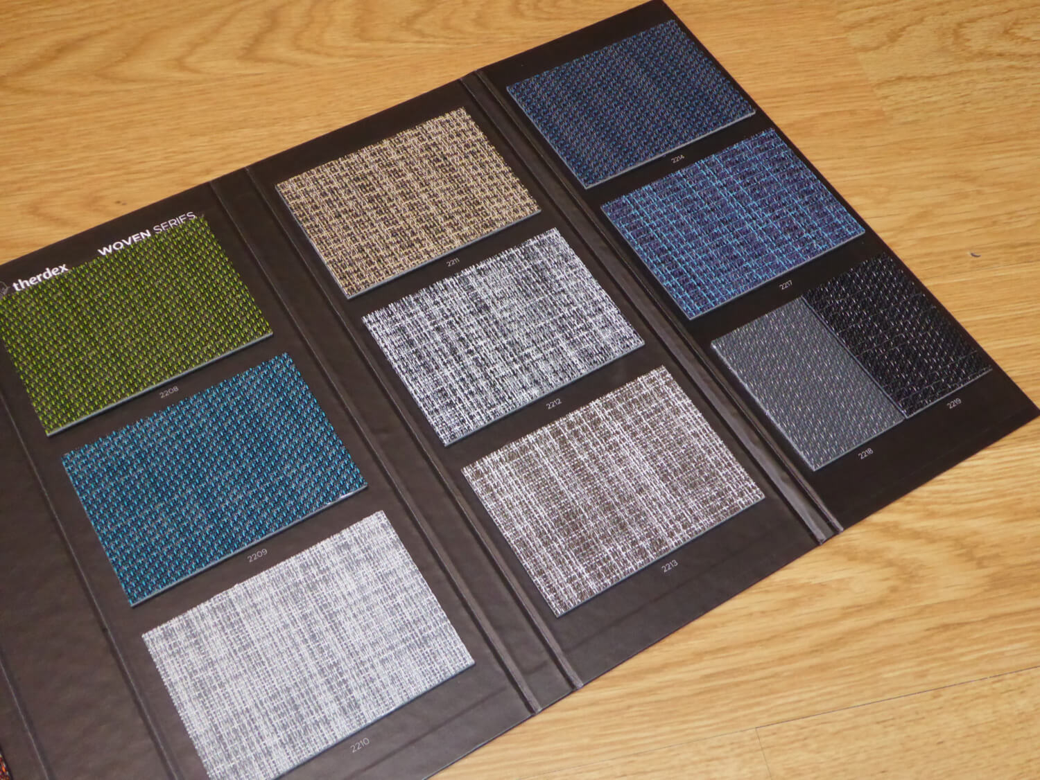 Therdex 2205 tkaný vinyl