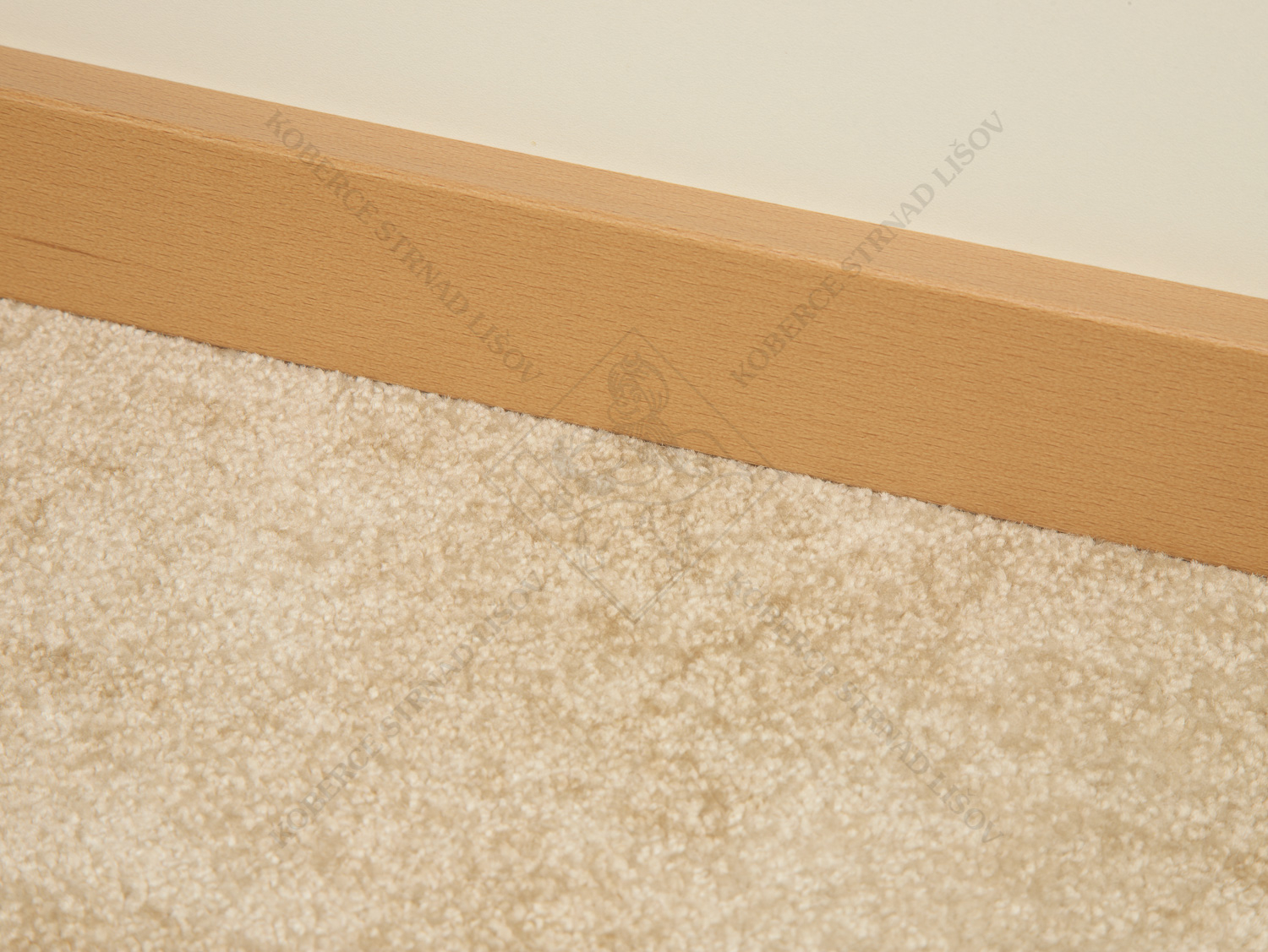 SL6 buk 1601974/E001 Parador soklová lišta dýhovaná