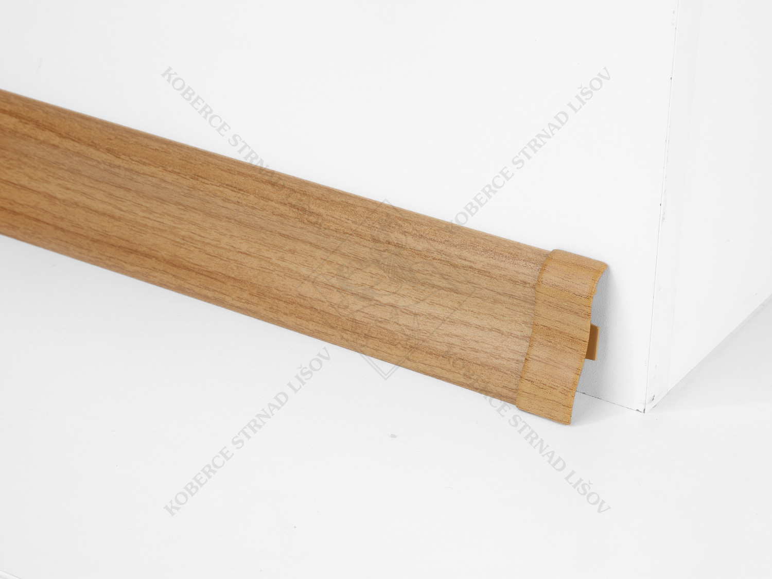 USL 50 - W064 Ořech Country