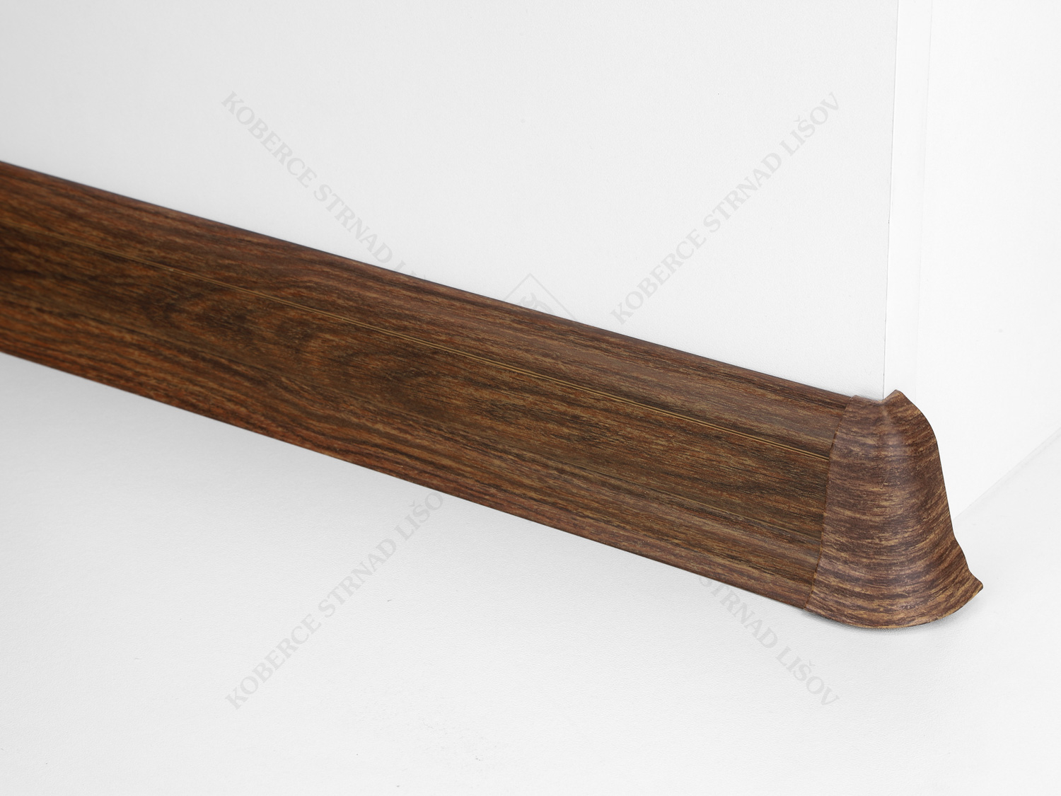 SLK 50 - W645 ořech