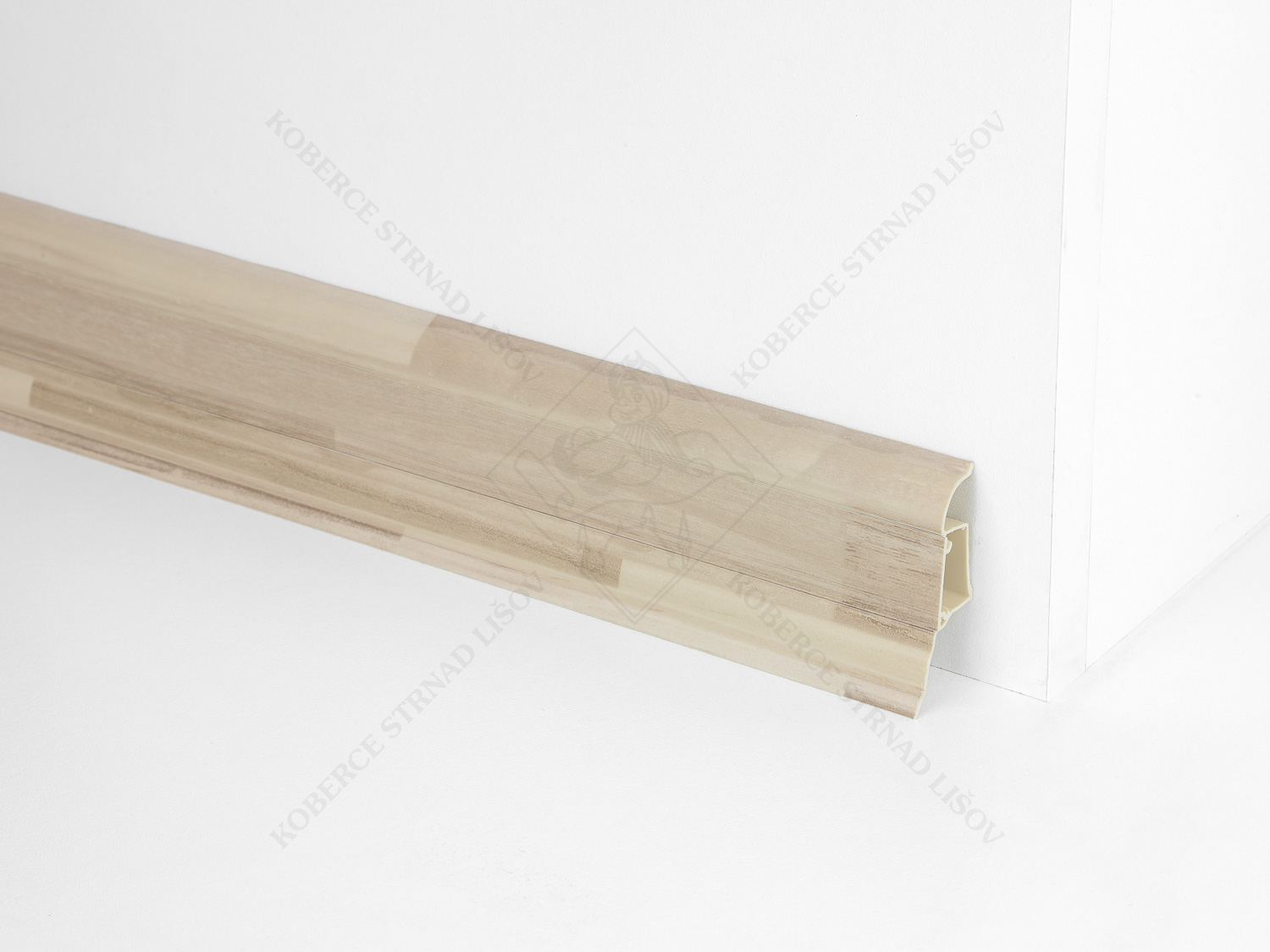 SLK 50 - W217 ořech oliv