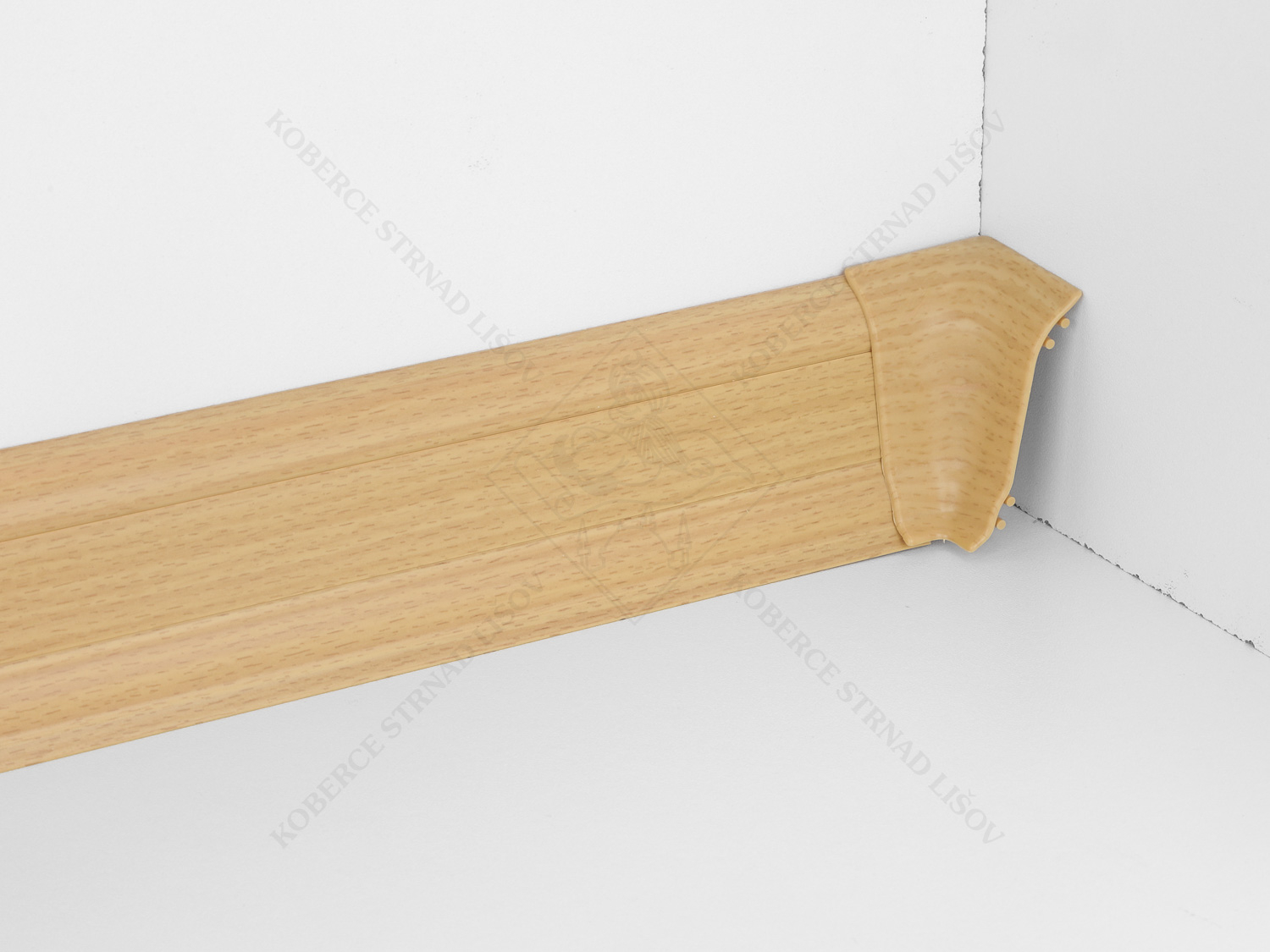 SLK 50 - W136 buk žlutý